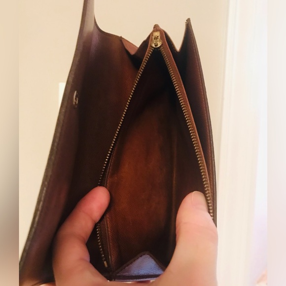 Louis Vuitton Sarah Wallet Brown Coated Canvas
LV Monogram - Picture 10 of 16